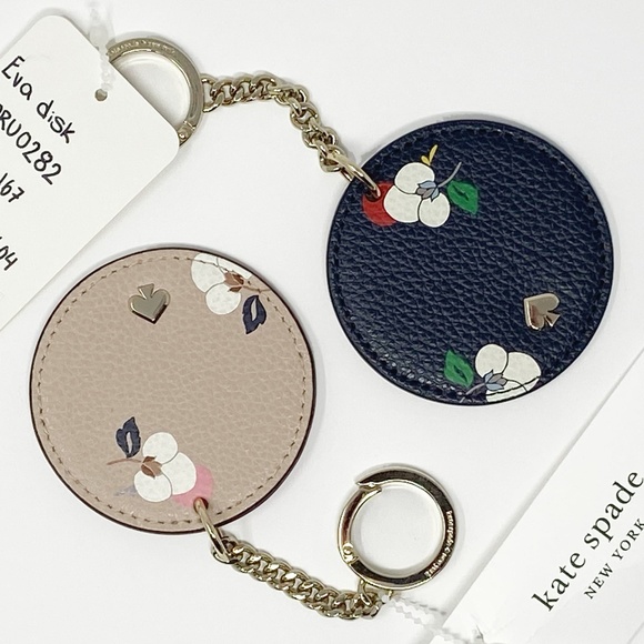 ♠️ NWT Kate Spade Eva Disc Key chain - navy